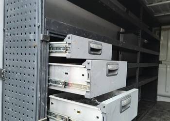 Sprzedam zabudowę do busa regał plus zabudowa ścian,drzwi i nadkoli