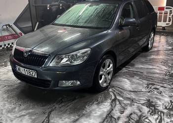 Skoda Octavia II 2010/1.6 TDI / Zadbana / Xenon / Szyberdach / Navi / Hak
