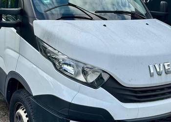 Iveco daily  kontener z windą