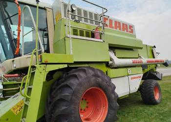 Kombajn Claas Dominator Mega 218