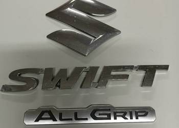 Suzuki Swift Mk 8 AllGrip znaczki tylnej klapy