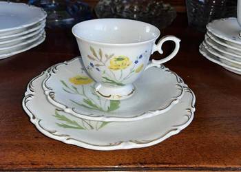 Filiżanka z talerzkiem deserowym. Syg. z lat 70, XX w