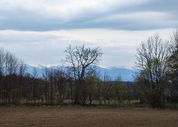 Działka budowlana z widokiem na góry