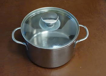 Garnek Ze Stali Nierdzewnej Z Szklaną Pokrywką 1,9 L Średnica 16 Cm