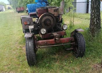 Traktor Es 15