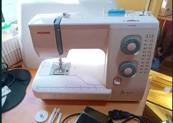 Maszyna do szycia Janome Sewist 521