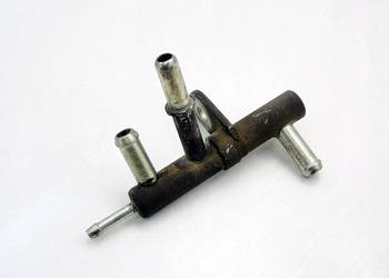 ROZDZIELACZ KRÓCIEC PALIWA 1.3 CDTI CORSA D AGILA MERIVA COMBO SWIFT SPLASH