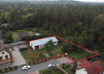Ustawna działka z budynkiem gospodarczym/halą