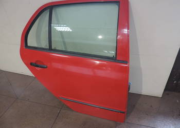 SKODA FABIA 1 HB DRZWI PRAWY TYŁ