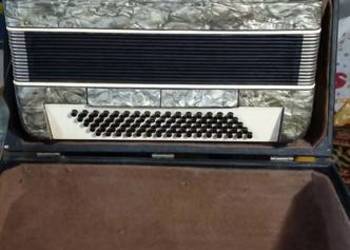 Sprzedam akordeon stan idealny