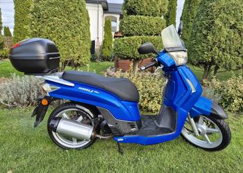 Kymco PeopleS 50 AC, 2T, Skuter, kufer GIVI Kymco PeopleS 50 AC, 2T, Skuter, kufer GIVI