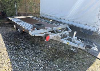 Przyczepa na czesci  laweta