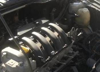 Silnik ze skrzynią biegów Renault megane 1.6 16v 107km Kangoo scenic