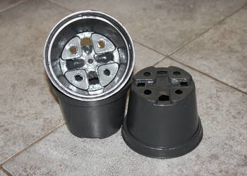 Doniczki produkcyjne śr.10 cm 0,375L  czarne 10DZ