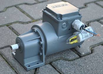 Motoreduktor 0.02kw. 42obr./min.. Bauer