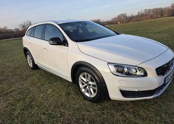 Volvo V60 D3 CROSS COUNTRY 2017R DISEL