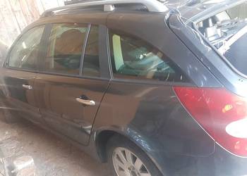 Sprzedam lagune 2.2dci cala na części