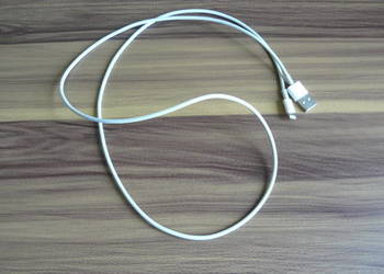 Przewod ladowarki Iphone  1 metr    10 zl