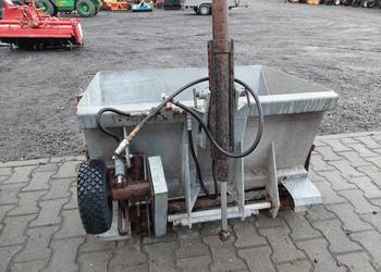 Lindstroms LS300 piaskarka, posypywarka samozaładowcza Kubota Iseki Yanmar Lindstroms LS300 piaskarka, posypywarka samozaładowcza Kubota Iseki Yanmar