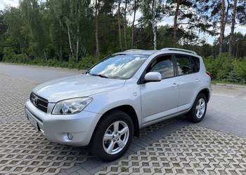 Toyota rav 4 III,2.2 krajowy