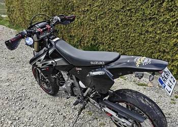 Suzuki DR-Z 400SM DRZ400SM supermoto A2 LeoVince