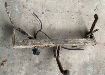 Hak holowniczy Renault Megane I Grandtour 1999 rok.