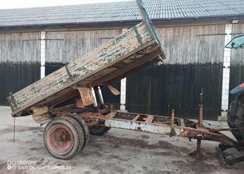 Przyczepa wywrotka 1 oś do tylu 2 tłoki własna hydraulika Przyczepa wywrotka 1 oś do tylu 2 tłoki własna hydraulika