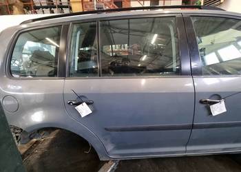 DRZWI PRAWE TYŁ VOLKSWAGEN TOURAN LA7X
