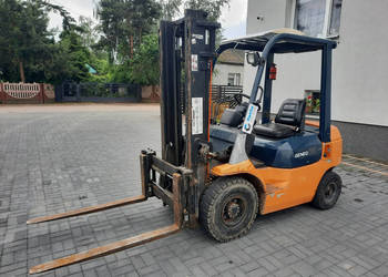 Wózek widłowy TOYOTA Geneo 20 627FDF25 + przedłużki wideł (2 t / 3,3 m)