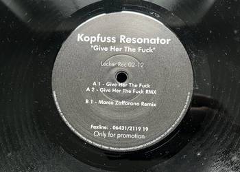 Kopfuss Resonator - Give Her The F*** - Techno