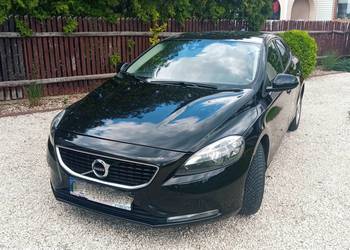 Volvo V40 diesel 1.6 hdi 2013 cała historia przebiegu