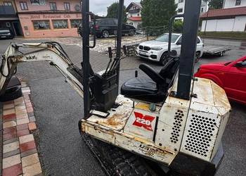 Bobcat x220 minikoparka