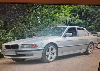 BMW-E38  735i V 8 Shadowline