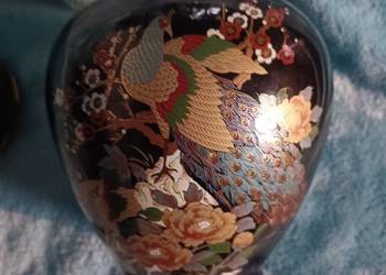 Porcelana Japonia amforka z pokrywą8