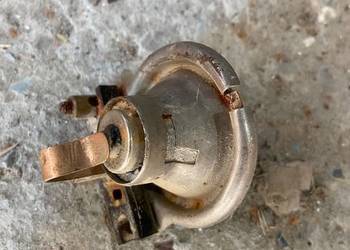 Ursus c335 c328 oprawka żarówki lampy szperacz