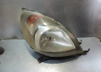 LAMPA PRAWY PRZÓD PRZEDNIA TOYOTA YARIS I 1