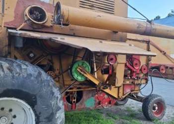 Sprzedam kombajn bizona z056 z roku 1983