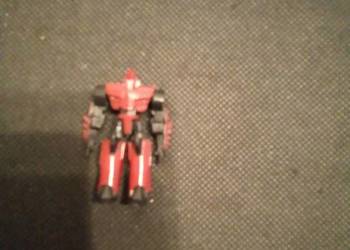 Mała figurka Transformers czerwony