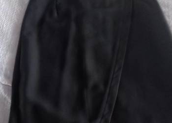 CZARNA ŚWIETNA SPÓDNICA