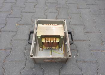 Transformator 230V / 100 V 2000VA