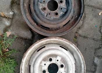Maluch fiat 126p  felgi