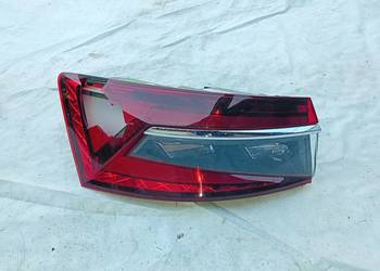 Skoda Suberb III Lift kombi led lampa tylna lewa.