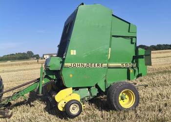 Prasa pasowa John Deere 590