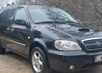 Kia carnival