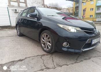 Toyota Auris Hybrid