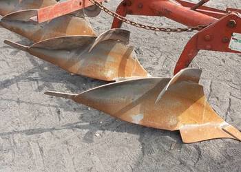 Sprzedam pług 4 skibowy kverneland