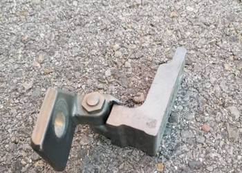 Opel Corsa D zawias drzwi przód lewy górny!