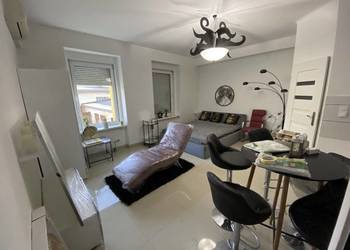 KAWALERKA I LOKAL UŻYTKOWY  INWESTYCJA DWA LOKALE DWA CZYNSZE