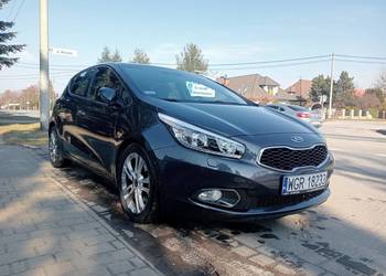 Kia Ceed manetki zmiany biegów,Keyless Go, automat, kamera, wersja sport