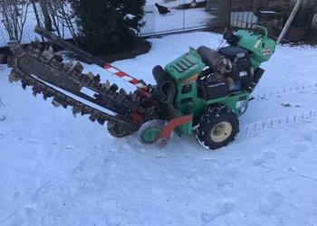 koparka lancuchowa Ditch Witch Silnik HONDA 22KONI Chlodnica oleju hyd